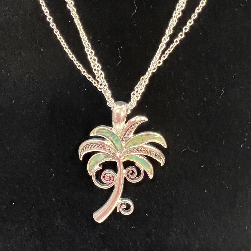 Women’s 18” Silvertone Swirl Abalone Palm Tree Necklace